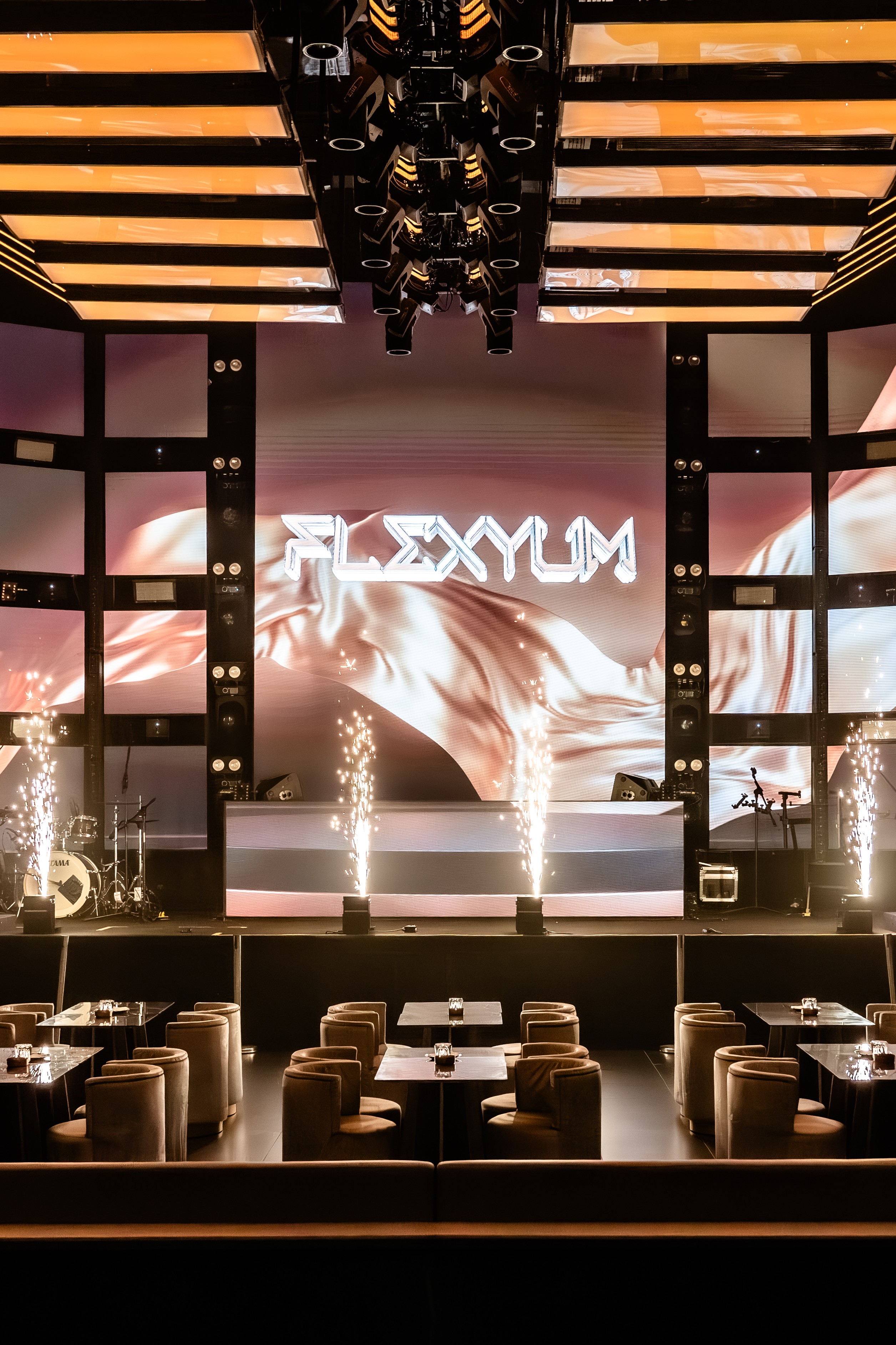 Welcome to Flexyum – A New Era of Dining and Entertainment